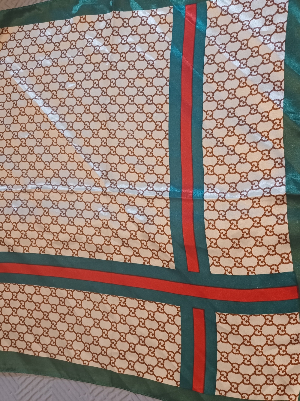 Silk-Feel Patterned Women’s Scarf in Green, Red and Cream